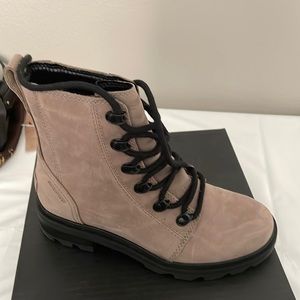 Sorel Omega Taupe water proof boots